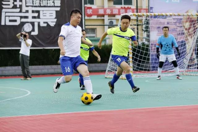 曼联21世纪10大球星：C罗力压鲁尼排第1 小贝第8